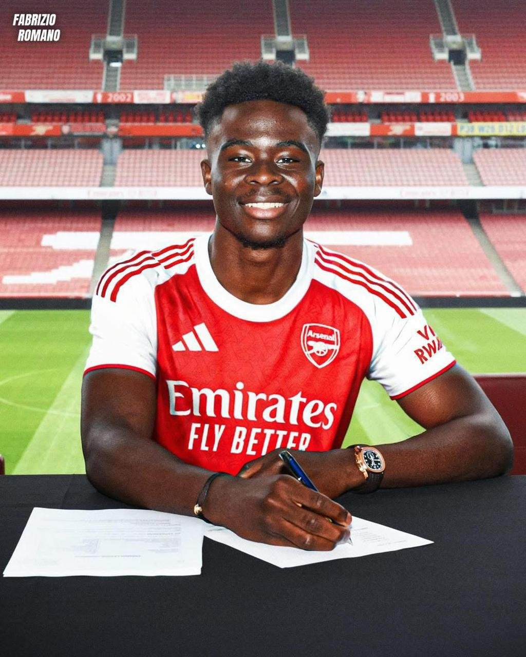 Starboy renova por mais cinco anos e anúncio oficial será feito em breve